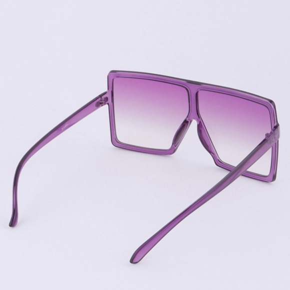 Oversized Jeweled Fashion Framed Sunglasses - Picture 5 of 5